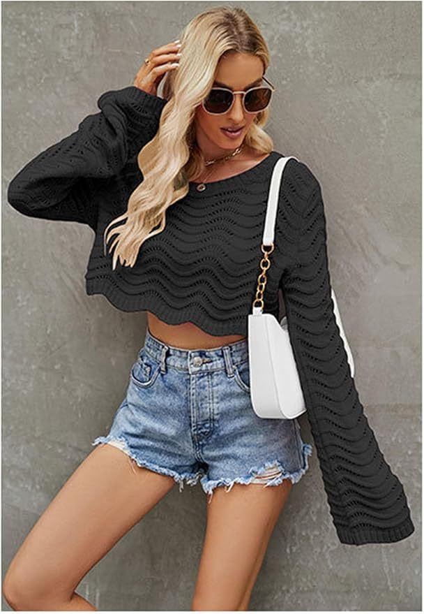 Custom Cropped Wavy Knit Sweater with Bell Sleeves in Black – ODM/OEM Women’s Knitwear Manufacturer | Jubaodi