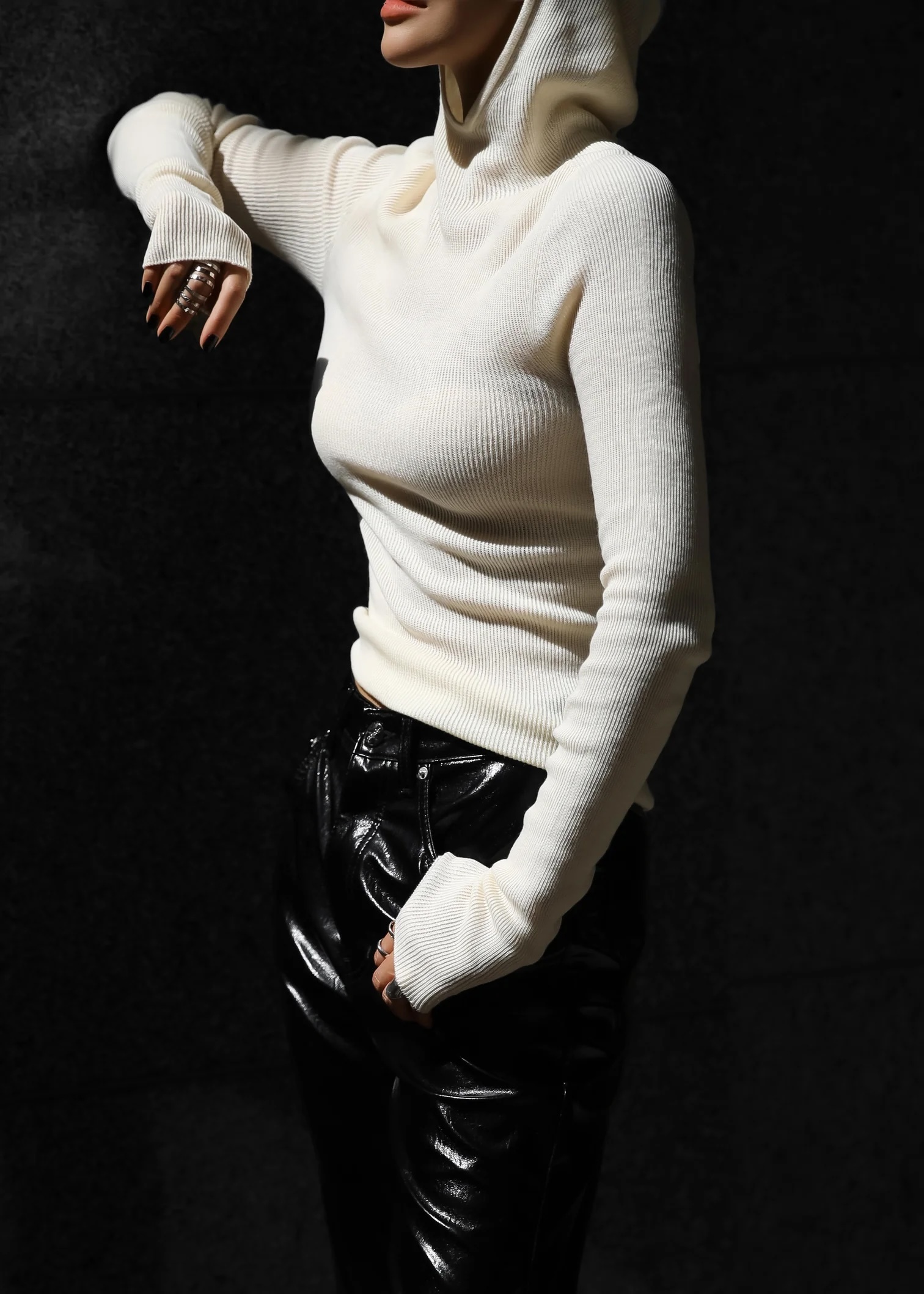 Custom Design White Ribbed Turtleneck Sweater with Thumb Holes