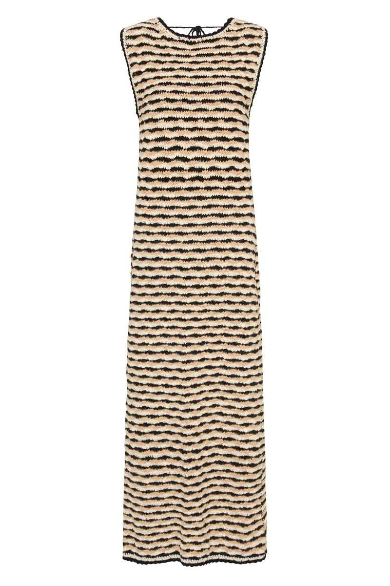 Custom Design Wavy Knit Sleeveless Maxi Dress