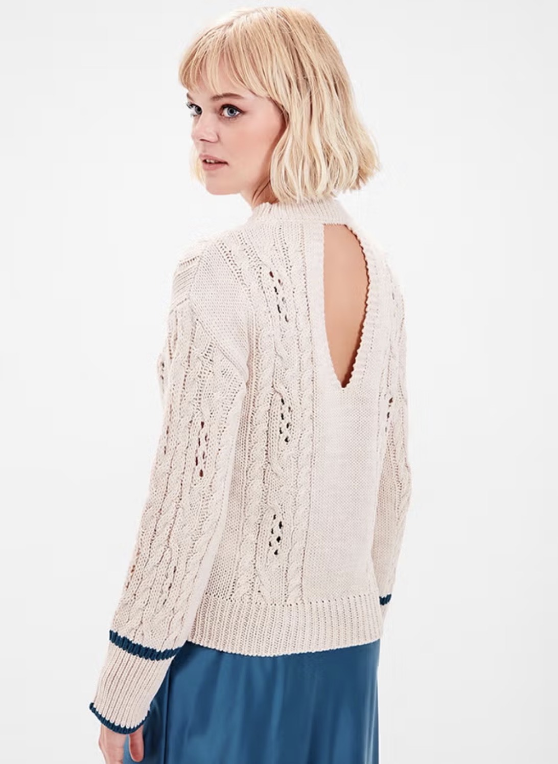 OEM ODM Women’s Cable Knit Sweater with Cut-Out Back