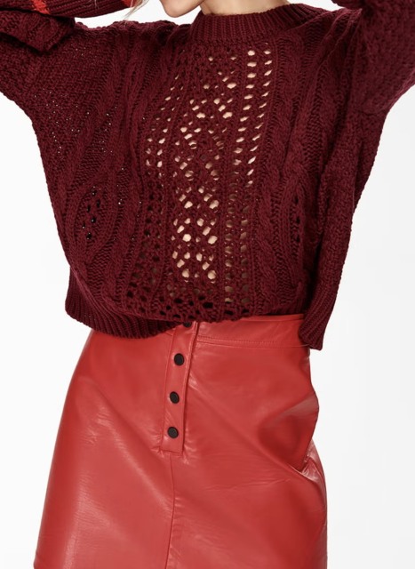 OEM ODM Burgundy Cable Knit Sweater with Red Accents