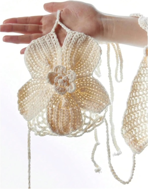 OEM ODM Ivory Blossom Handmade Crochet Bikini Set – Floral Appliqué Triangle Swimwear