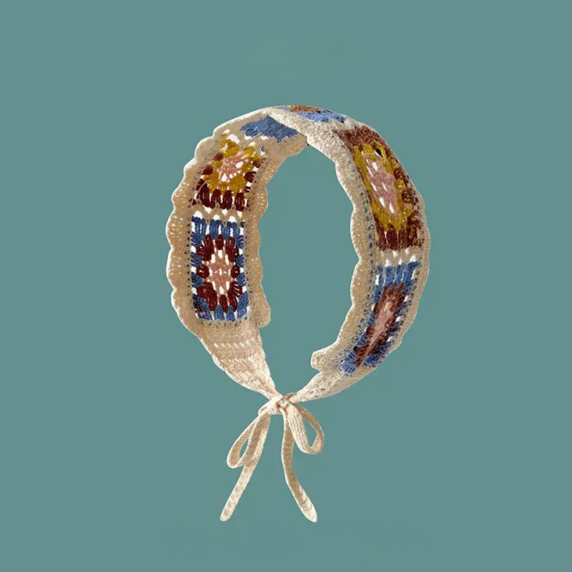 Vintage Crochet Granny Square Collar – Handmade Retro Neck Accessory