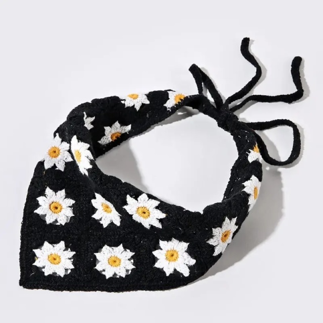 Handmade Crochet Daisy Bandana – Green Granny Square Triangle Headscarf