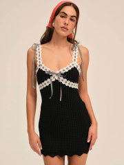 Factory Direct Retro-Inspired Crochet Knit Mini Dress with Scalloped Edges and Gingham Trim