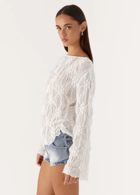OEM ODM Women's White 3D Floral Textured Sheer Mesh Blouse – Long Sleeve Boho Chic Top