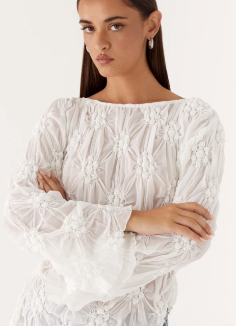 OEM ODM Women's White 3D Floral Textured Sheer Mesh Blouse – Long Sleeve Boho Chic Top