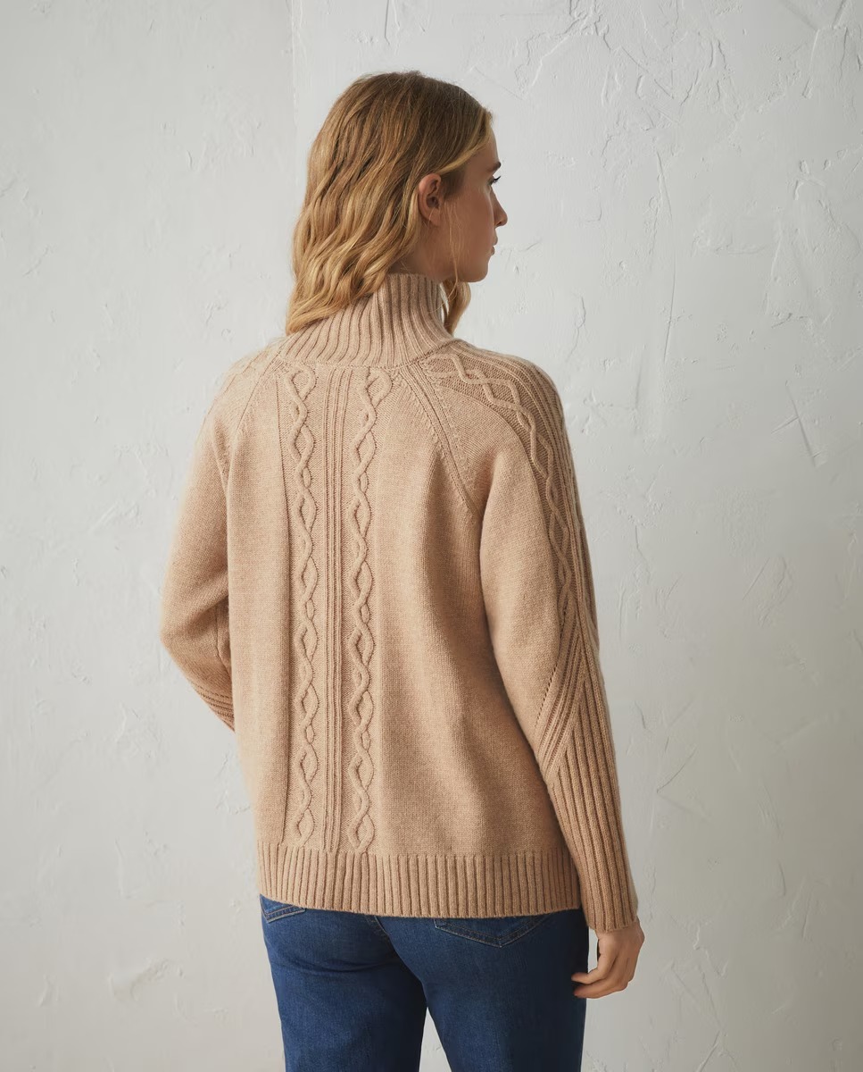 OEM ODM Women's Ribbed Cable-Knit High Neck Sweater