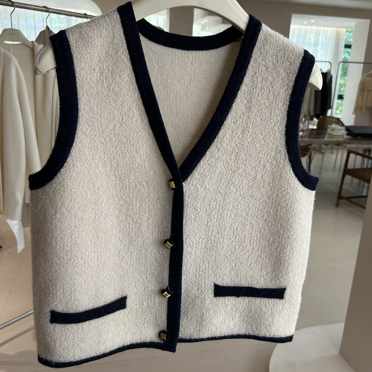 Personalized Elegant Two-Tone Knit Vest with Button Detail