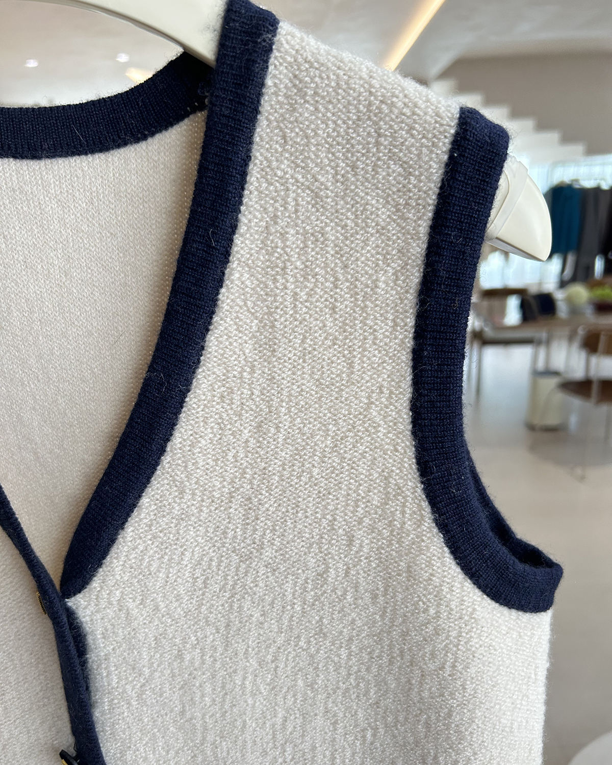 Personalized Elegant Two-Tone Knit Vest with Button Detail