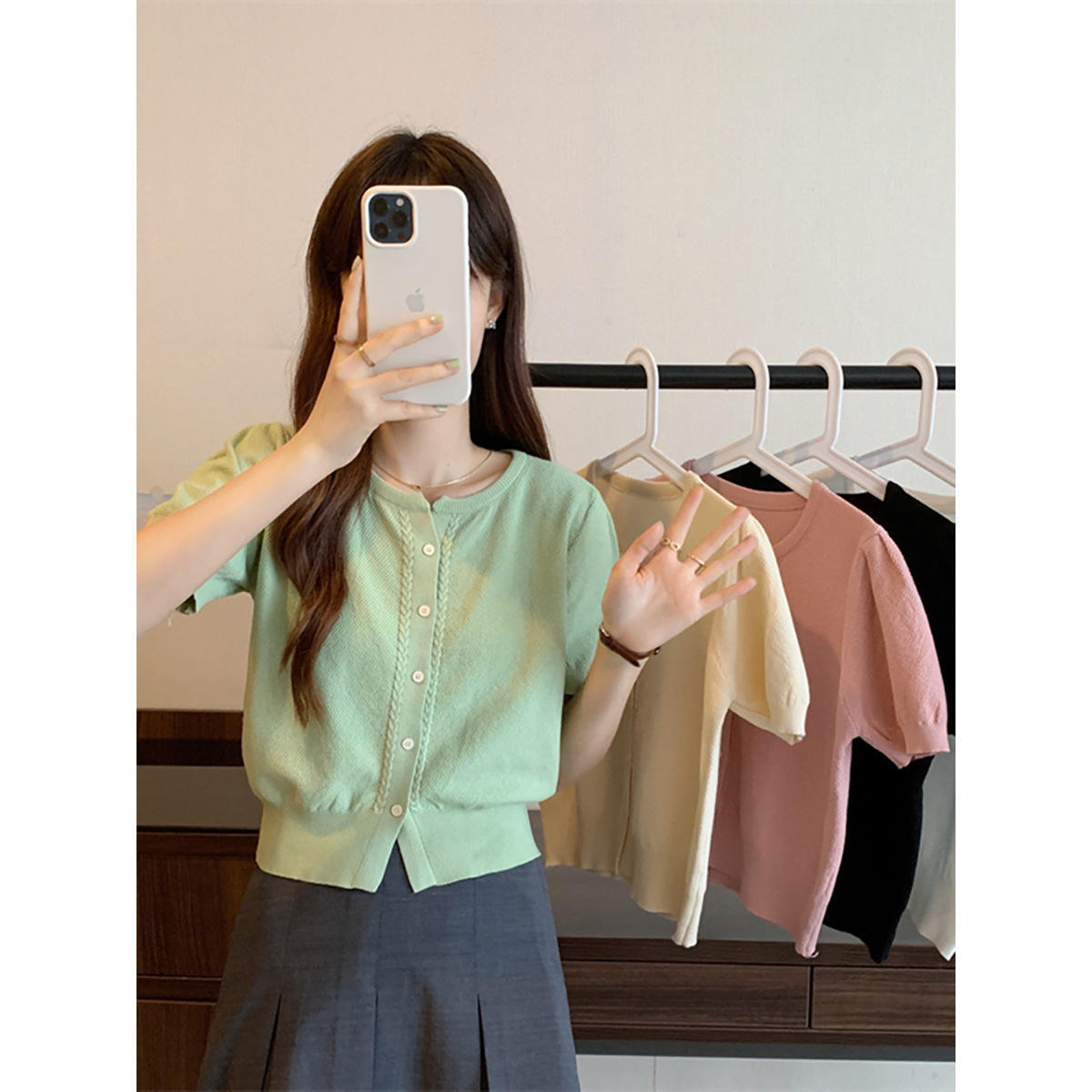 Personalized Elegant Short-Sleeve Knitted Cardigan