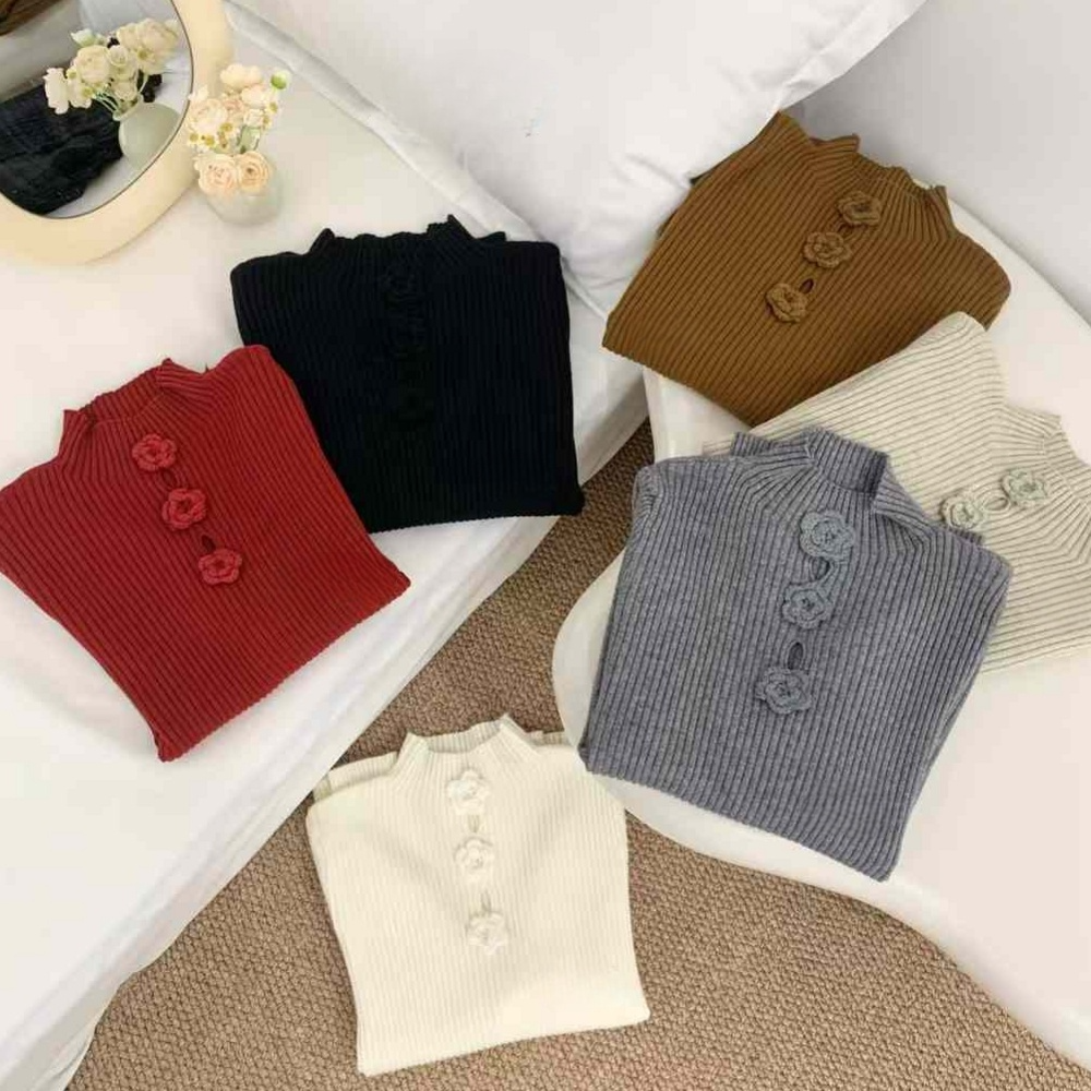 OEM ODM Women’s Ribbed Knit Top with Floral Button Detail – Light Gray