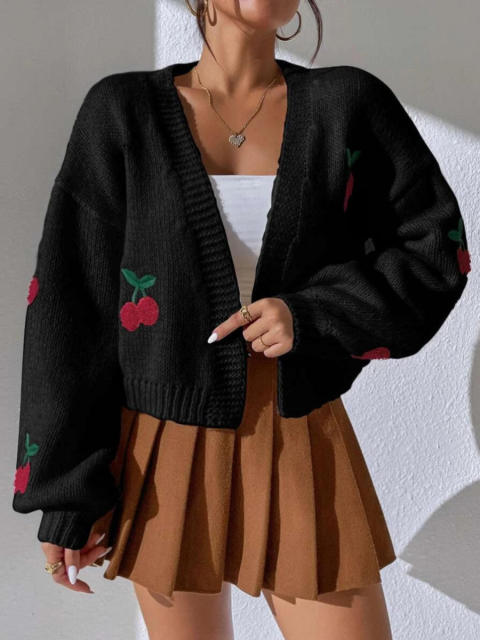 Made-to-order Women’s Cream Cherry Embroidered Knit Cardigan