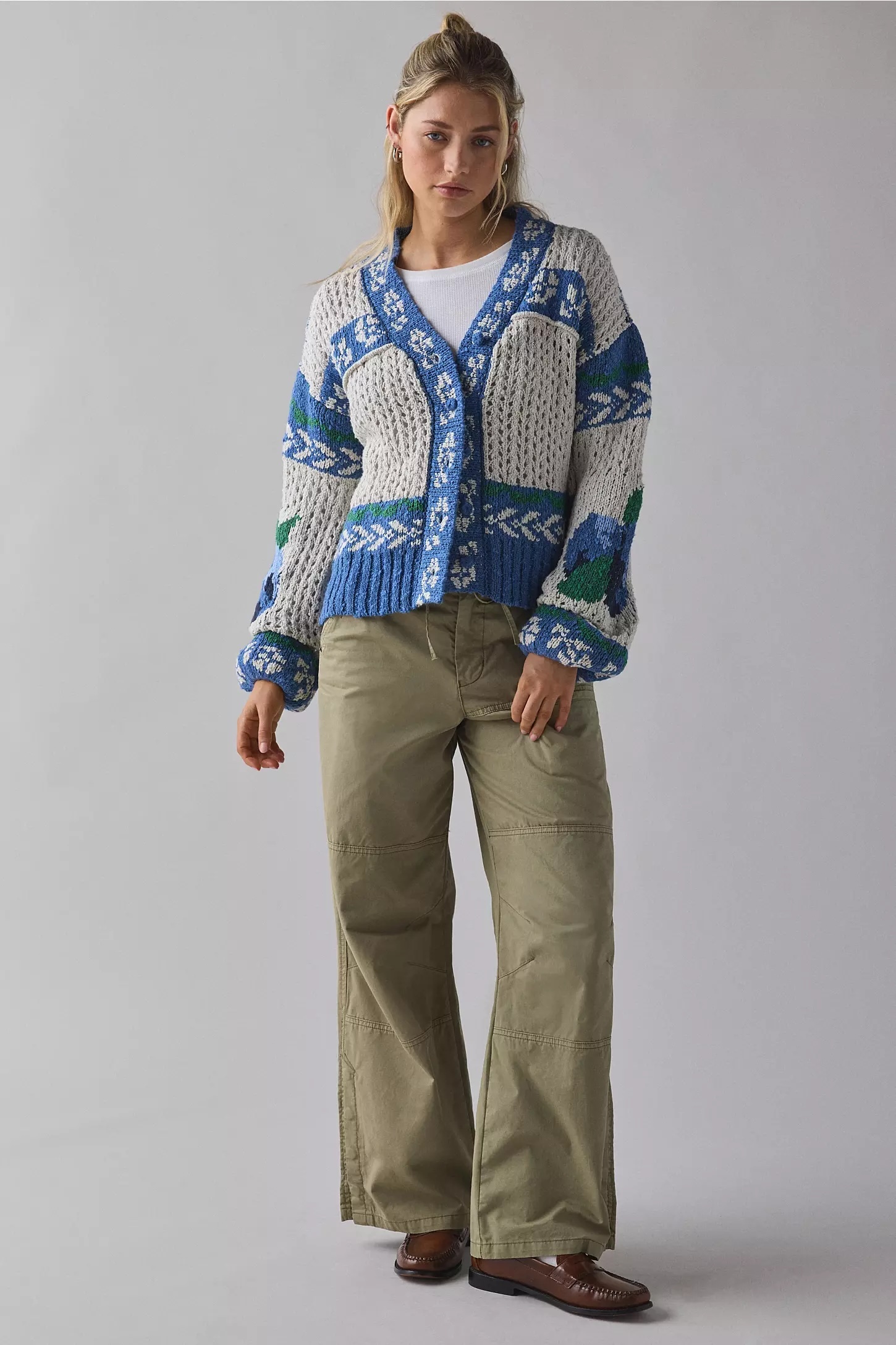 Personalized Women’s Knitted Cardigan with Nordic Pattern – Cozy Vintage Style