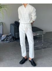 Customized Men’s White Half-Zip Cable Knit Sweater – Modern Slim Fit Pullover