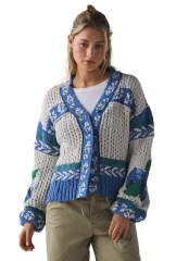 Personalized Women’s Knitted Cardigan with Nordic Pattern – Cozy Vintage Style