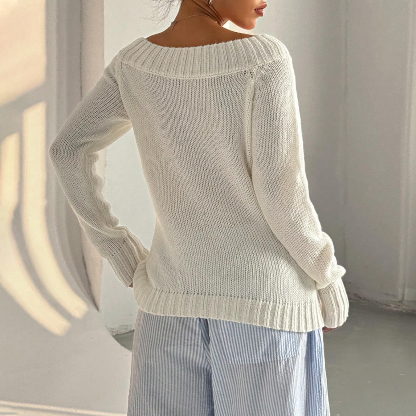 OEM ODM Off-Shoulder Knit Sweater – Elegant White Pullover