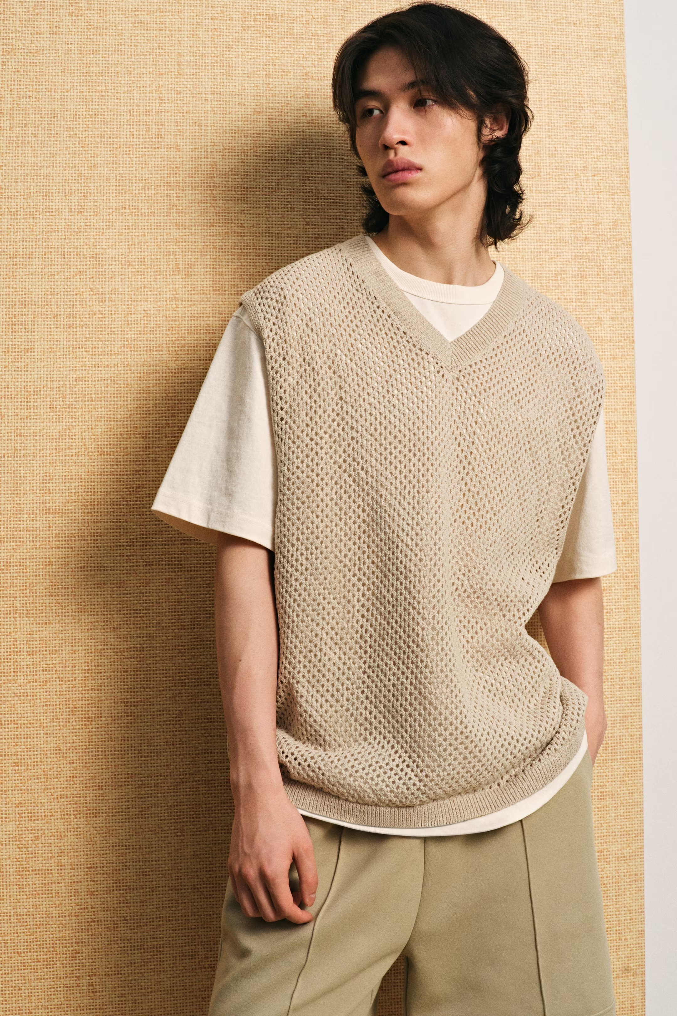 OEM ODM Men's Lightweight Mesh Knit Vest with Shorts
