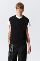 Made-to-order Black Cable-Knit Sleeveless Sweater