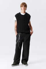 Made-to-order Black Cable-Knit Sleeveless Sweater