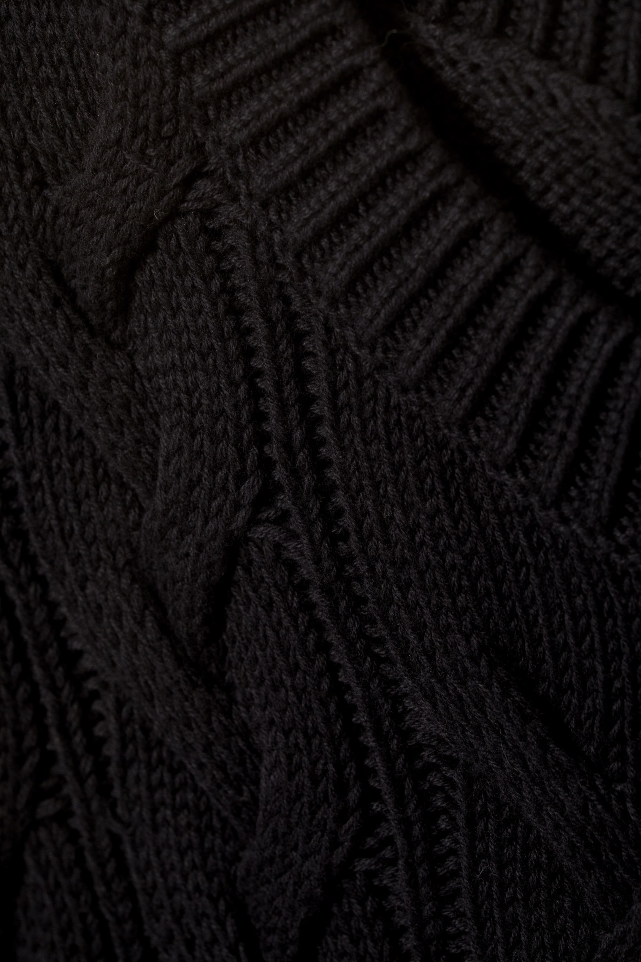 Made-to-order Black Cable-Knit Sleeveless Sweater