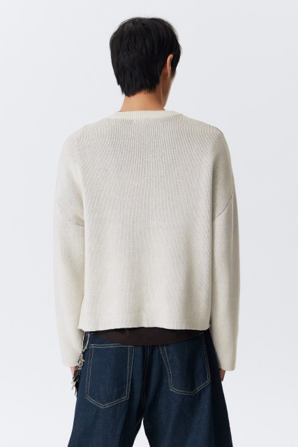 Factory Direct Black and White Geometric Pattern Sweater