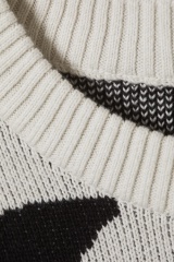 Factory Direct Black and White Geometric Pattern Sweater