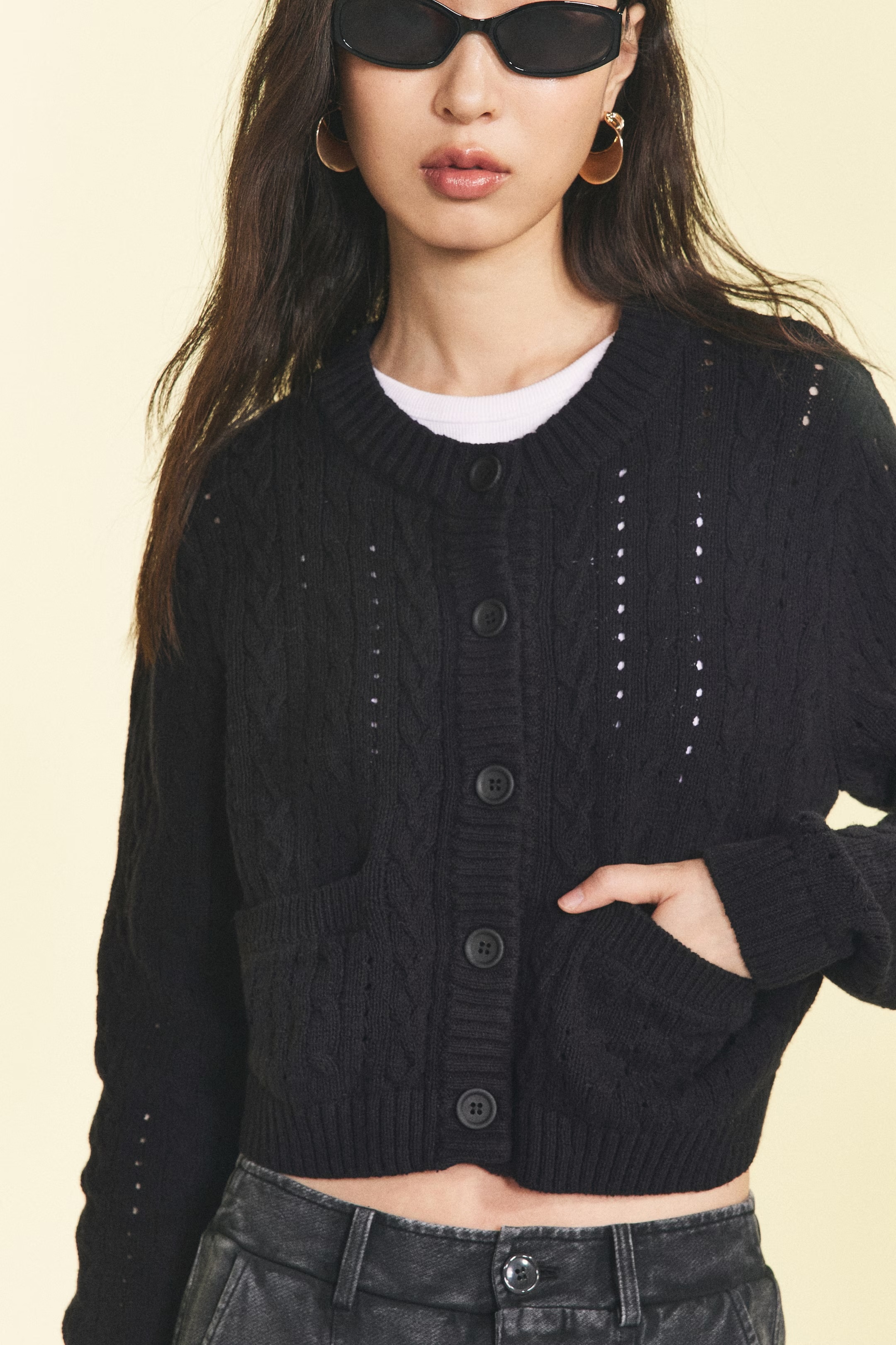Factory Direct Women’s Black and White Striped Cropped Cardigan