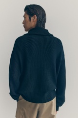 OEM ODM Stylish Ribbed Zip-Up Sweater for Men – Modern & Comfortable