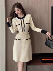Personalized Chic Tweed Button-Down Dress with Chain Belt