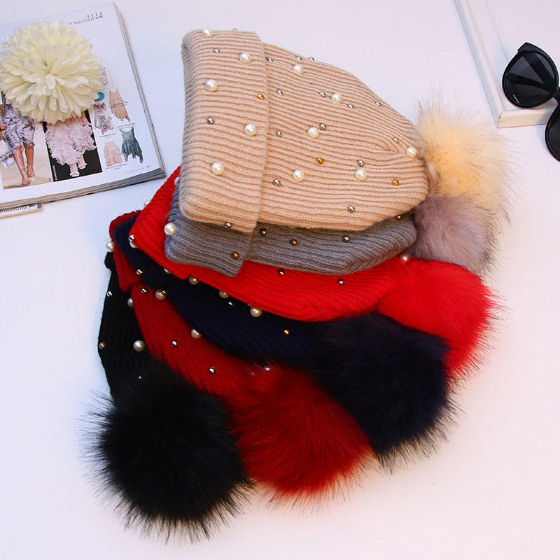 Customized Pearl-Embellished Knit Beanie with Faux Fur Pom Pom – Winter Warm Hat for Women