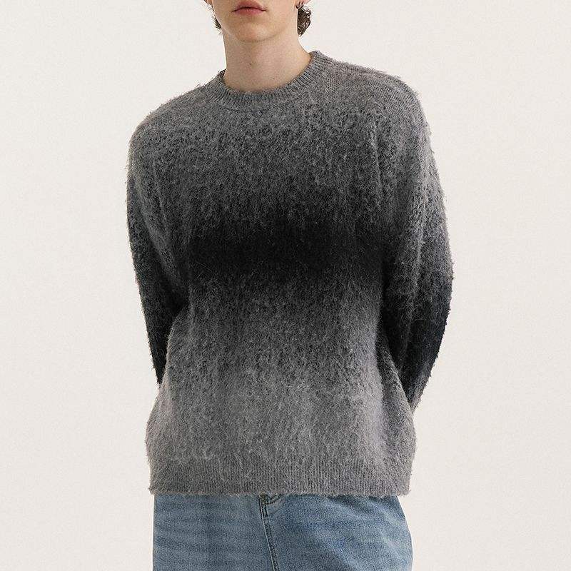 OEM ODM Men’s Gradient Fuzzy Sweater