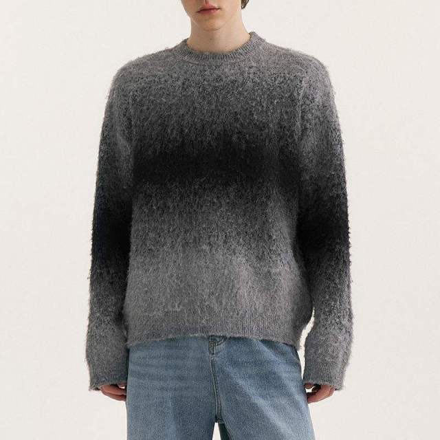 OEM ODM Men’s Gradient Fuzzy Sweater