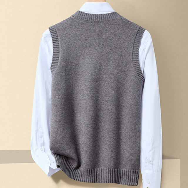 Wholesale Classic Cable Knit V-Neck Sweater Vest