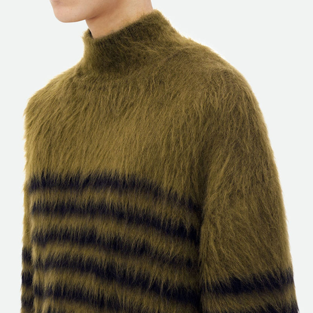 OEM ODM Women's Olive Green Striped Turtleneck Sweater