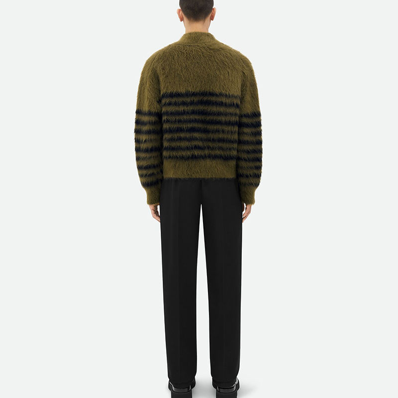 OEM ODM Women's Olive Green Striped Turtleneck Sweater