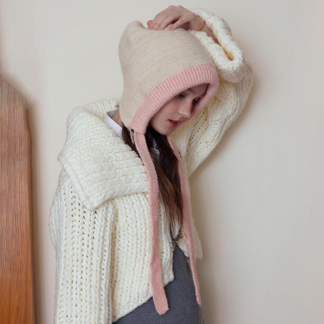 OEM ODM Women's White Chunky Knit Cardigan with Blue Hood