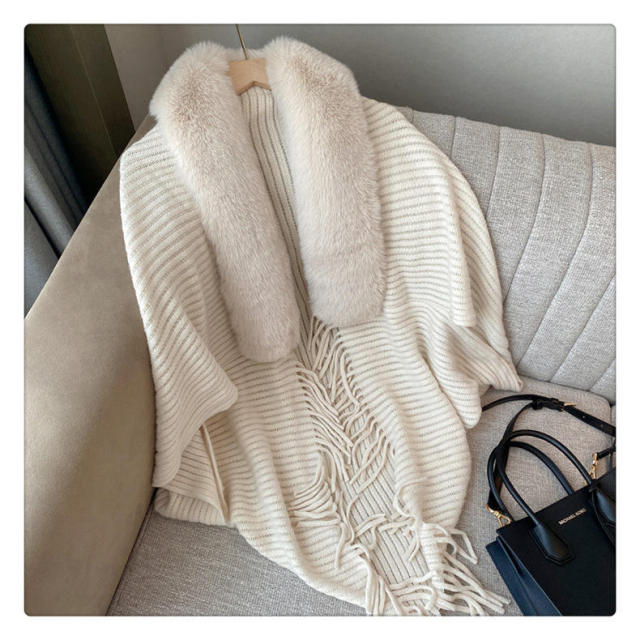 Made-to-order Women’s Faux Fur Collar Ribbed Knit Poncho Shawl