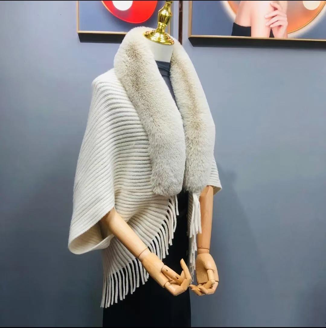 Made-to-order Women’s Faux Fur Collar Ribbed Knit Poncho Shawl