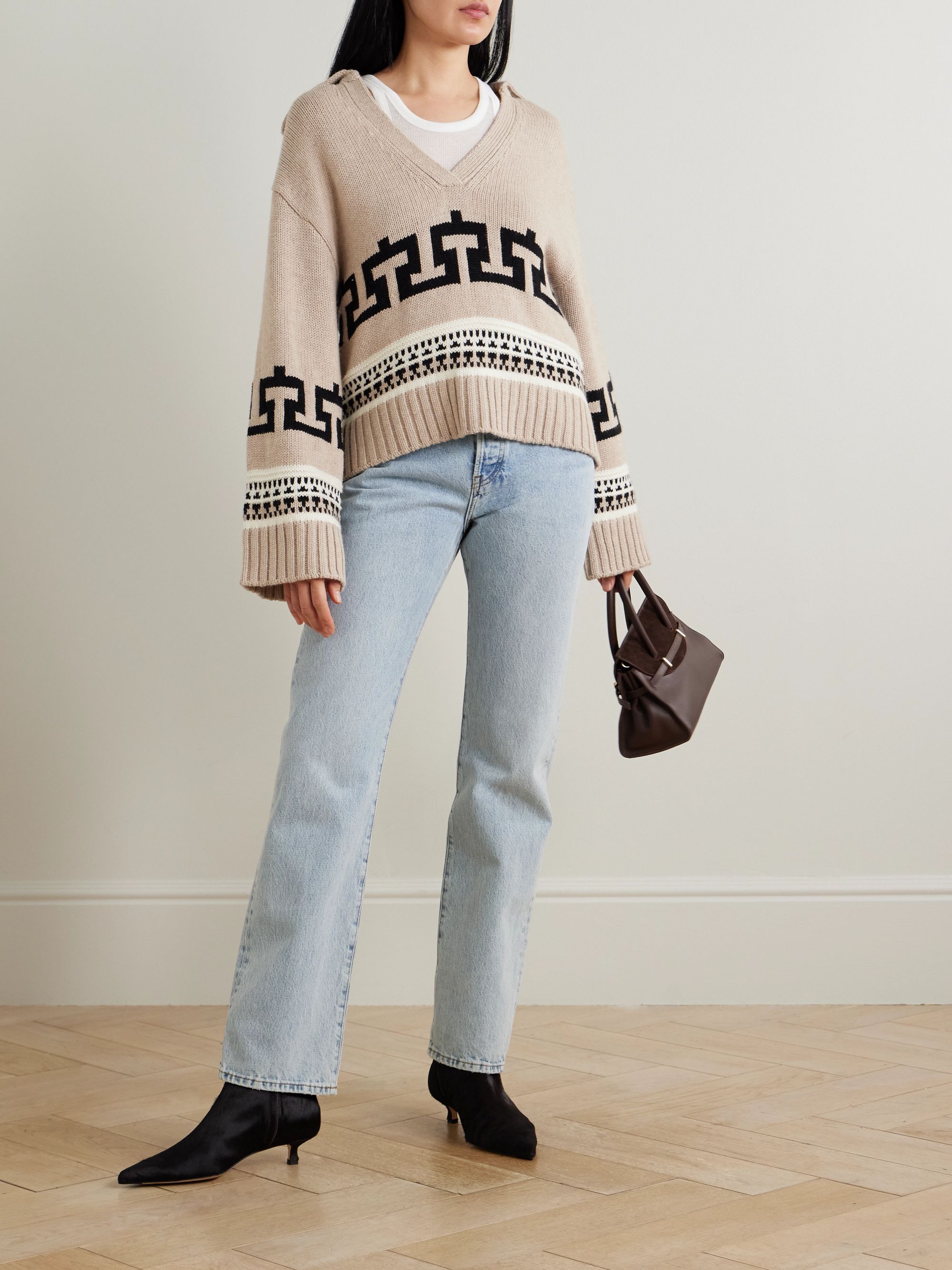 OEM ODM Women’s Geometric Jacquard Knit V-Neck Sweater with Collar