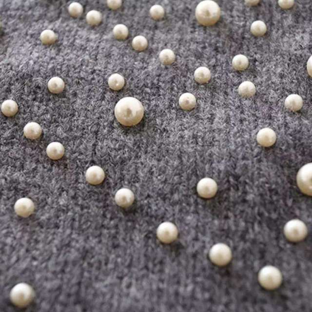 Personalized Women’s Pearl-Embellished Lantern Sleeve Knit Sweater