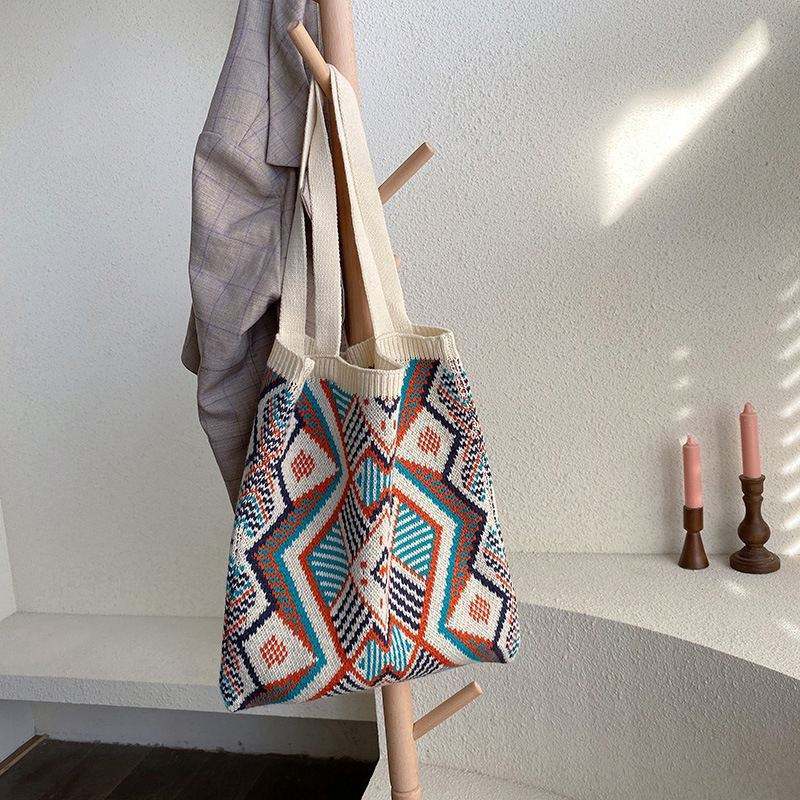 | Custom OEM/ODM Bohemian Geometric Knit Tote Bag – Large-Capacity Ethnic Pattern Shoulder Bag | Handmade-Style Woven Travel Bag