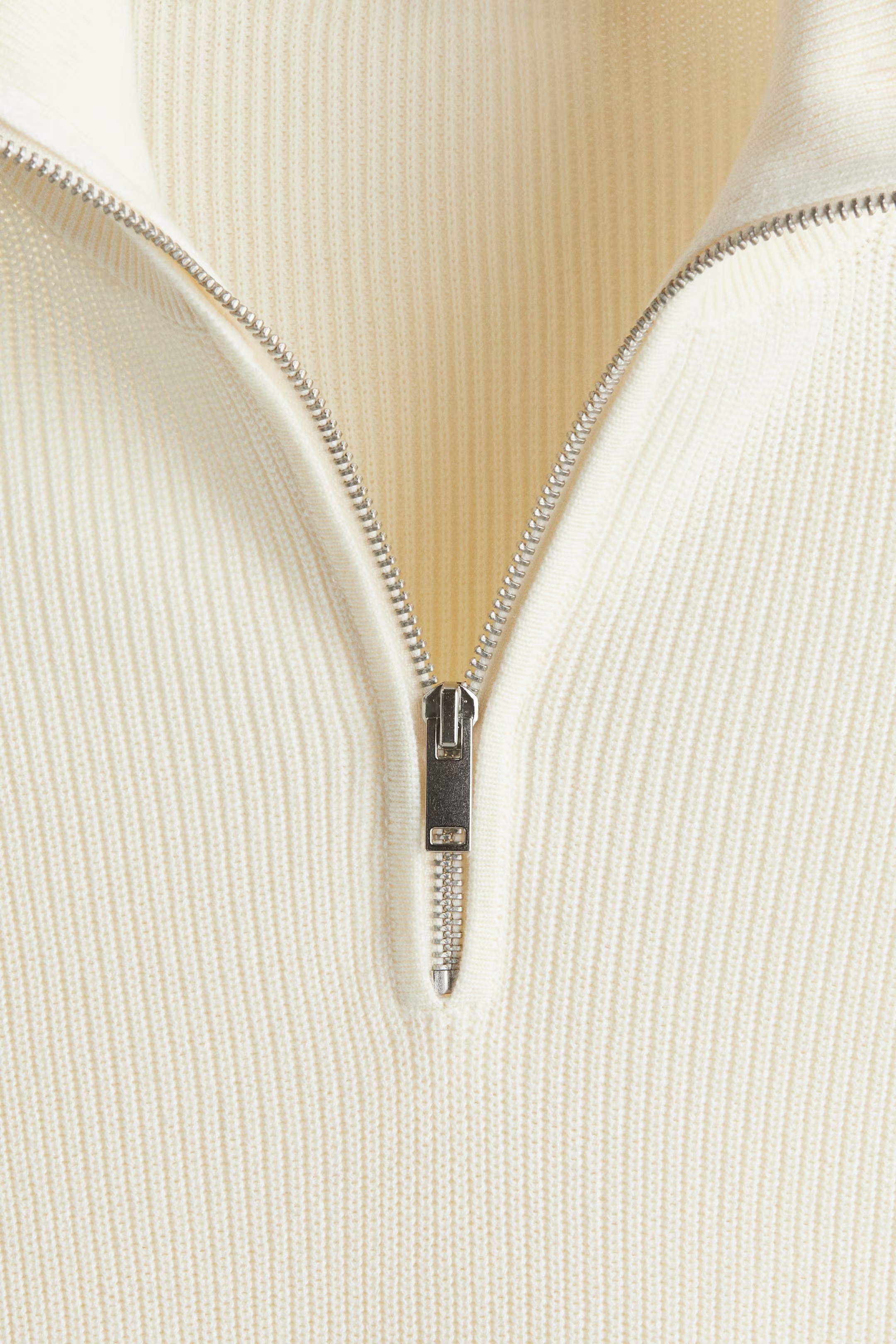 OEM ODM Factory Direct Men’s Half-Zip Striped Knit Sweater