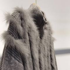 OEM ODM Women’s Luxury Faux Fur Knit Jacket – Zip-Up Short Winter Coat