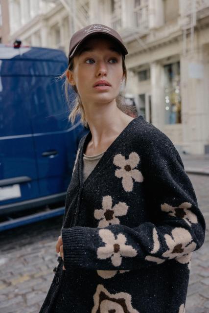 Made-to-order  Women’s Floral Jacquard Knit Cardigan – Casual Button-Up Sweater Jacket