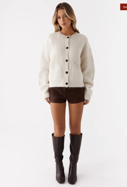 Wholesale Women’s Soft Ribbed Button-Up Knit Cardigan – Relaxed Fit Cozy Sweater