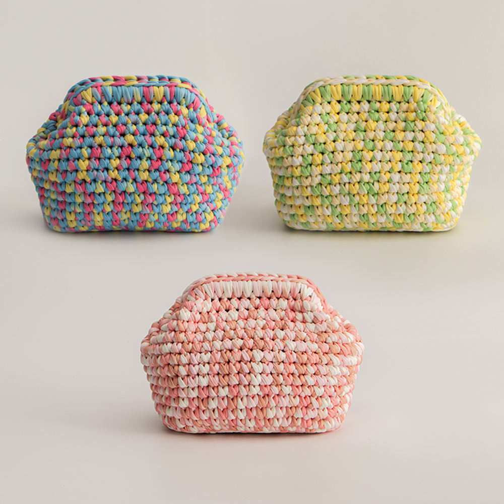 customized Women’s Handwoven Multicolor Knit Tote Bag – Soft Yarn Carryall Handbag