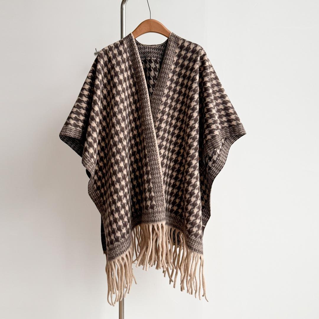 customized Women’s Vintage Horse Pattern Fringed Shawl Cape – Women’s Knit Wrap Poncho