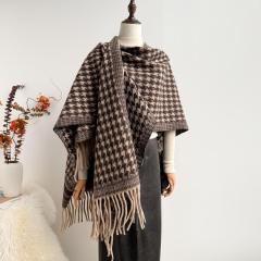 customized Women’s Vintage Horse Pattern Fringed Shawl Cape – Women’s Knit Wrap Poncho