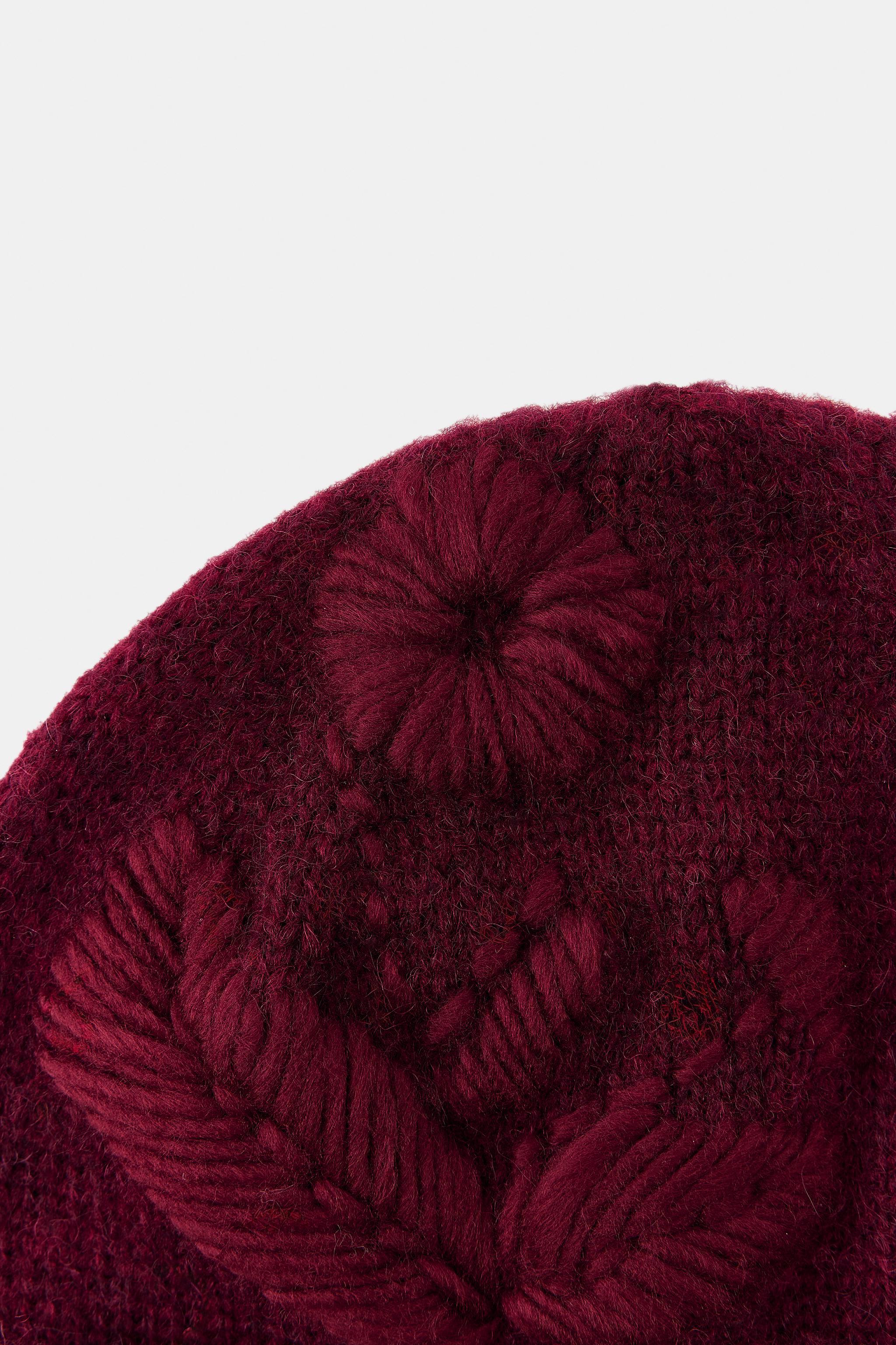 Personalized Embroidered Floral Knit Beanie Hat – Burgundy Winter Beanie